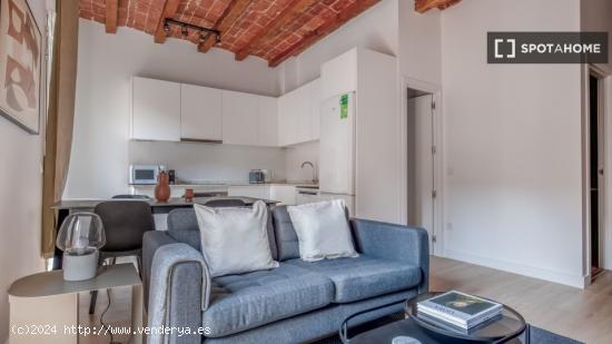 Apartamento de 3 dormitorios en alquiler en Barcelona - BARCELONA