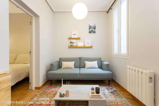 Apartamento de 2 dormitorios en alquiler en Trafalgar, Madrid - MADRID