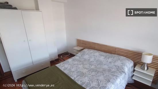 Habitación en piso compartido en Vigo - PONTEVEDRA