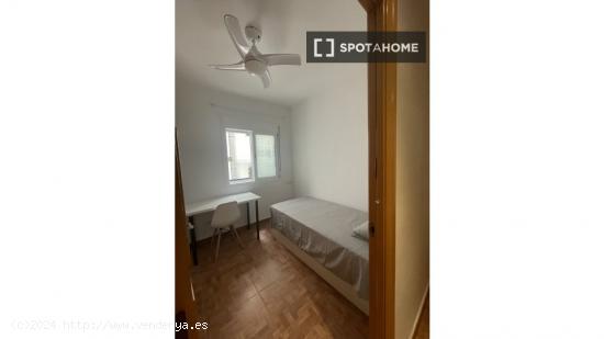 Habitación en piso compartido en Málaga - MALAGA