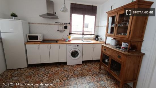 Piso en alquiler de 3 habitaciones en Pedregalejo, Málaga - MALAGA