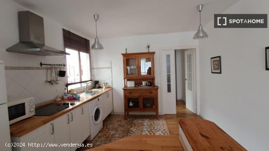 Piso en alquiler de 3 habitaciones en Pedregalejo, Málaga - MALAGA