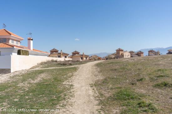  FINCA RÚSTICA - GRANADA 