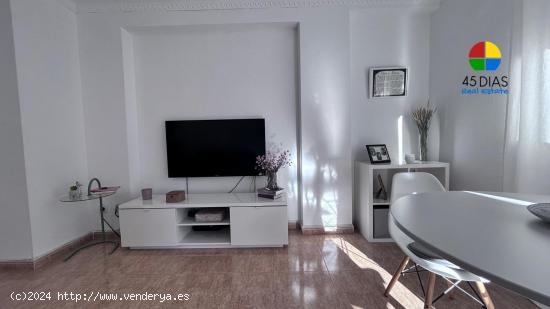 Habitación ideal para estudiantes situada en Barcelona. - BARCELONA