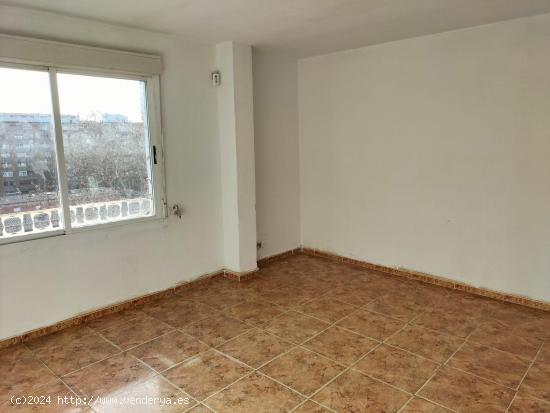 DISPONIBLE A LA VENTA PISO EN PALENCIA - PALENCIA