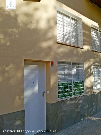 LOCAL PARA CAMBIO DE USO DE VIVIENDA EN SANTA CRISTINA - MALAGA