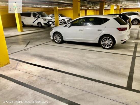 ALQUILER DE PLAZA DE GARAJE EN RESIDENCIAL TERRAZAS DE TEATINOS - MALAGA