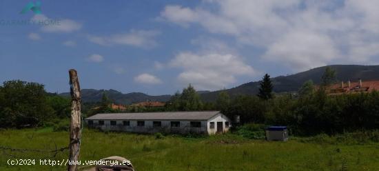 Se vende finca con nave en Ampuero - CANTABRIA