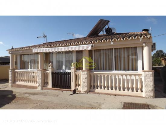 CASA CON PARCELA EN ALJARAQUE (ALFOLI) - HUELVA