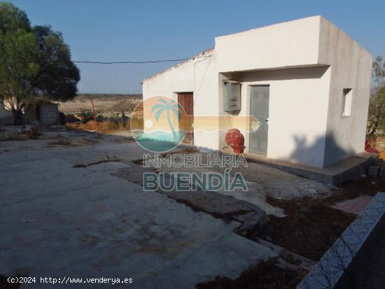 CASA DE CAMPO PARA REFORMAR en venta - MURCIA