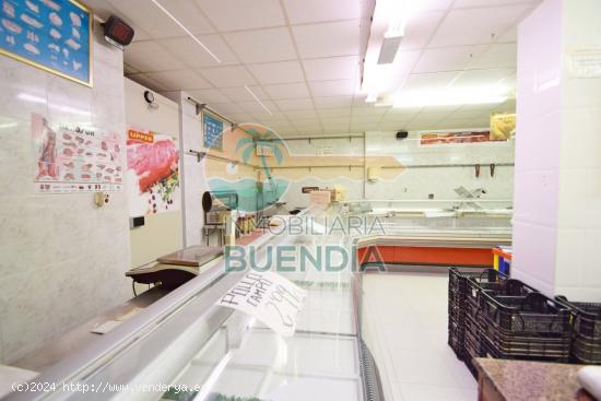 LOCAL COMERCIAL TOTALMENTE EQUIPADO PARA EMPEZAR A FUNCIONAR - MURCIA