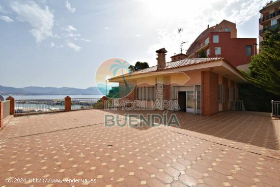 CHALET CON VISTAS AL MAR EN EL FARO - MURCIA