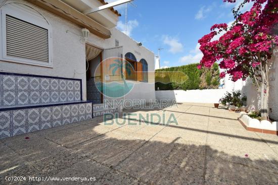 CASA CON AMPLIA TERRAZA EN VENTA - MURCIA