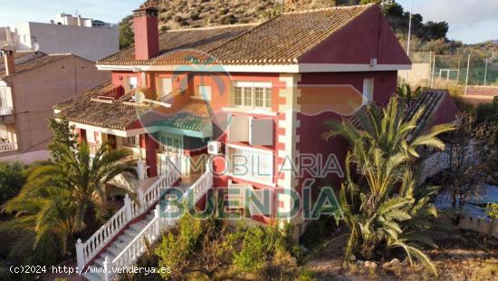 ESTUPENDO CHALET INDEPENDIENTE CON AMPLIA PARCELA EN MAZARRÓN - MURCIA