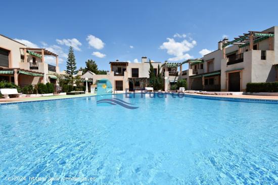 BONITO APARTAMENTO EN RESIDENCIAL CON PISCINA - MURCIA