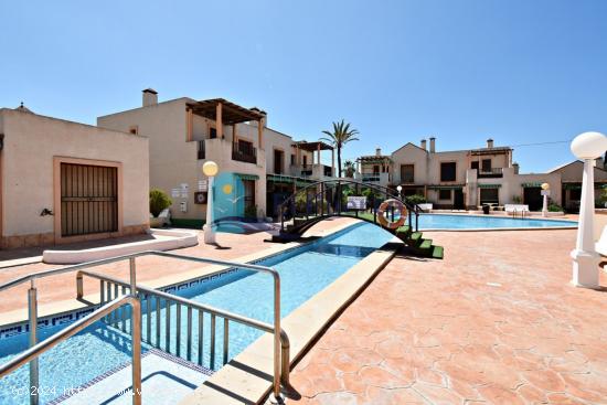 BONITO APARTAMENTO EN RESIDENCIAL CON PISCINA - MURCIA