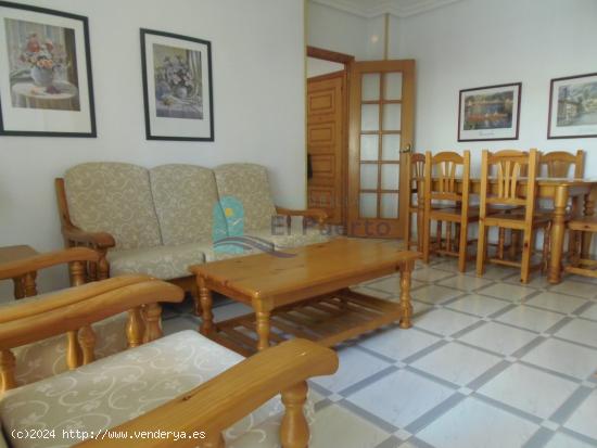 APARTAMENTO EN PRIMERA LINEA DE PLAYA, JUNTO AL PUERTO DEPORTIVO. REF 241 - MURCIA