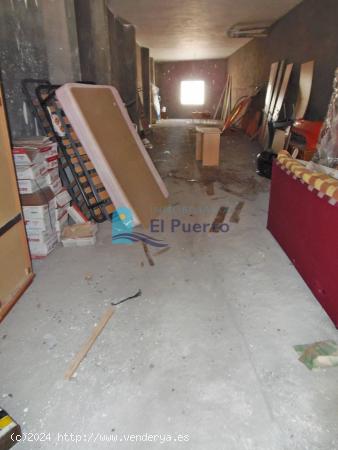 LOCAL COMERCIAL SITUADO EN 2ª LÍNEA DE LA PLAYA DE LA ISLA - MURCIA