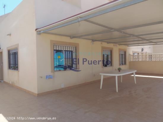 PRECIOSO DUPLEX CON AMPLIA PARCELA A TAN SOLO 400 METROS DE LA PLAYA - REF. 844. - MURCIA