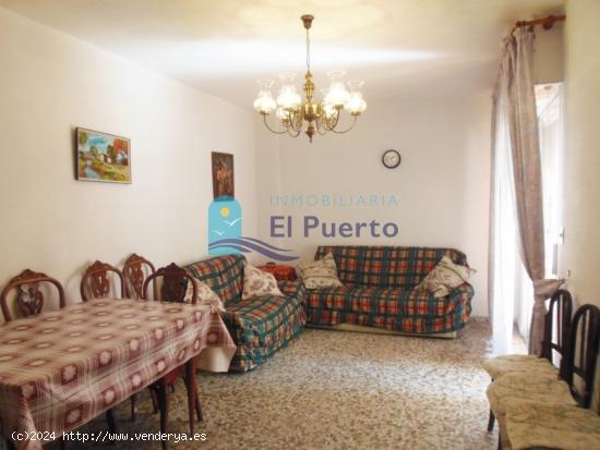 AMPLIO PISO CON PLAZA DE GARAJE, CERCA DE SUPERMERCADOS,  Y CERCA DEL PASEO -REF .513. - MURCIA