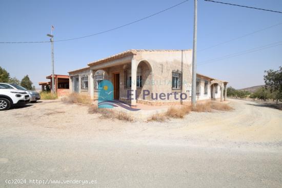 2 CASAS DE CAMPO CON AMPLIO TERRENO - MURCIA