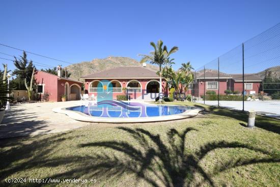 PRECIOSO CHALET CON PISCINA Y PISTA DEPORTIVA. - REF 2124 - MURCIA