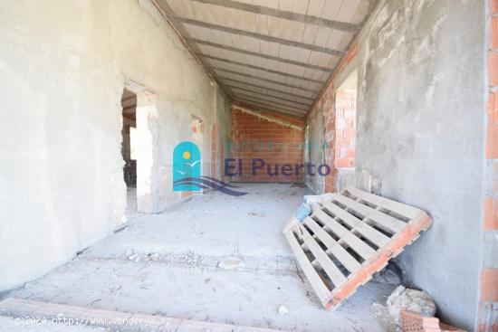 CASA DE CAMPO EN CONSTRUCCIÓN CON TERRENO DE 5.000 METROS - REF .1060. - MURCIA