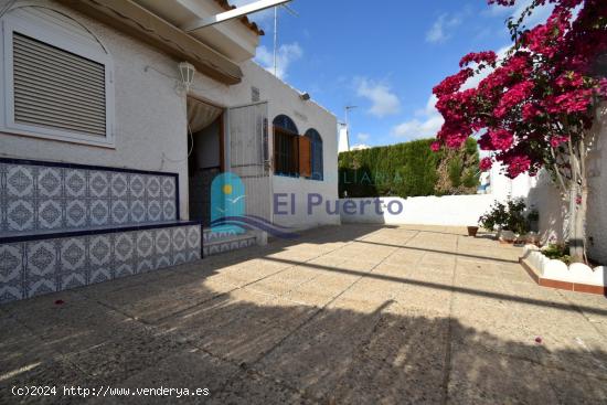 CASA CON AMPLIA TERRAZA EN VENTA - MURCIA