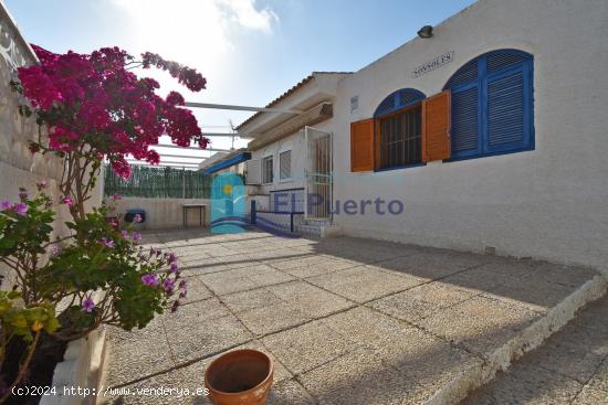 CASA CON AMPLIA TERRAZA EN VENTA - MURCIA