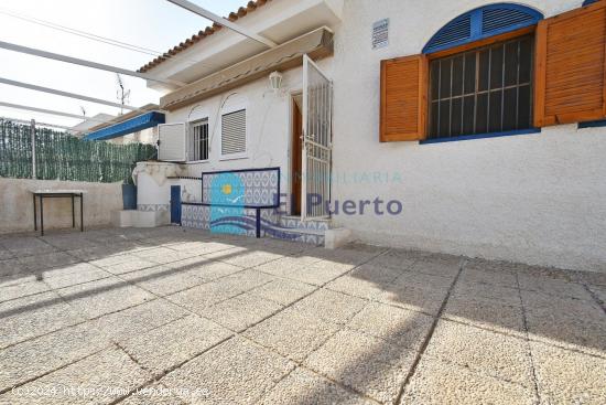 CASA CON AMPLIA TERRAZA EN VENTA - MURCIA