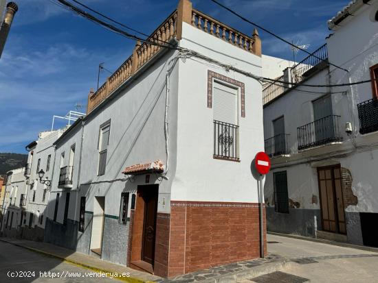  CASA EN EL BURGO - MALAGA 