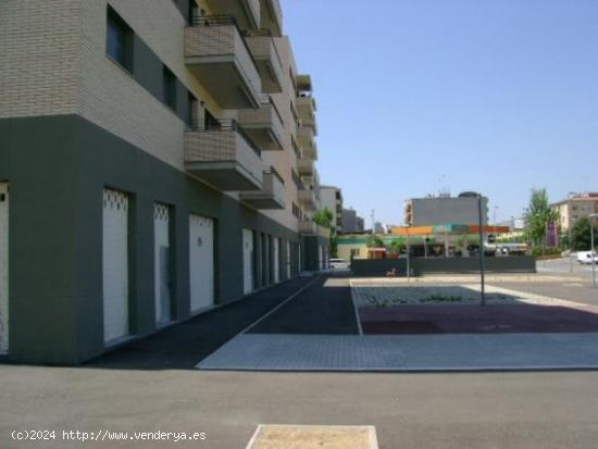 LOCAL COMERCIAL EN ALQUILER -ESPIRALL - BARCELONA