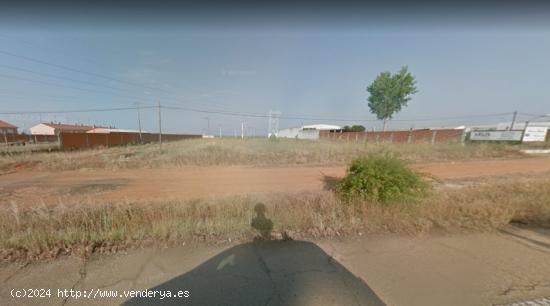 DISPONIBLE TERRENO EN BENAVENTE - ZAMORA