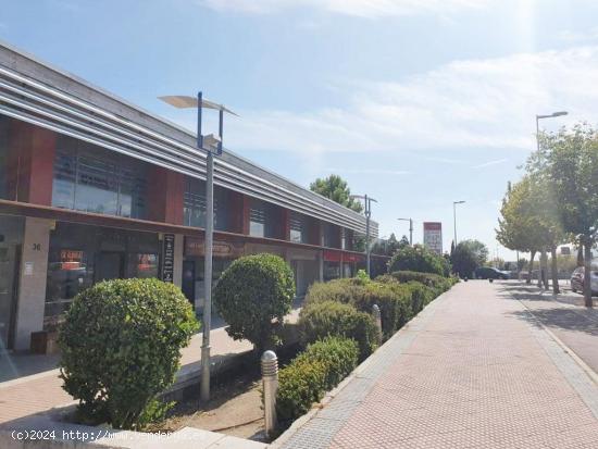 Local comercial en venta en Garena Plaza - Alcalá de Henares -  Madrid - MADRID