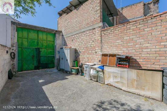 🏡 ¡Anuncio de Terreno en el Centro de Cúllar Vega! 🏡 - GRANADA