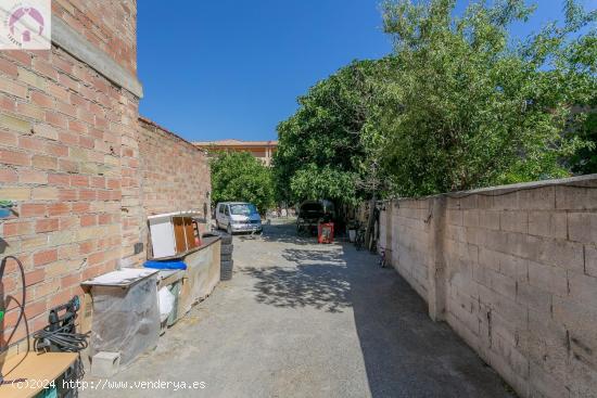 🏡 ¡Anuncio de Terreno en el Centro de Cúllar Vega! 🏡 - GRANADA