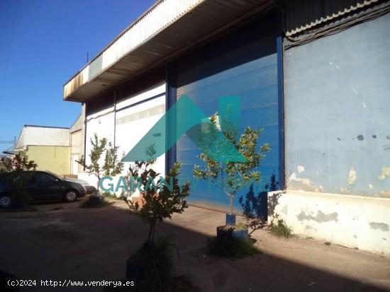 Se vende o alquila Nave Industrial en Carretera de Mérida - CACERES