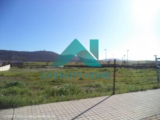 Se vende terreno urbanizable en Casa Plata - CACERES