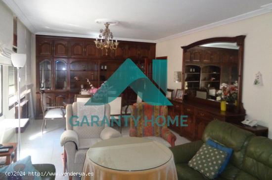 Se vende casa en Zona Plaza Italia - CACERES