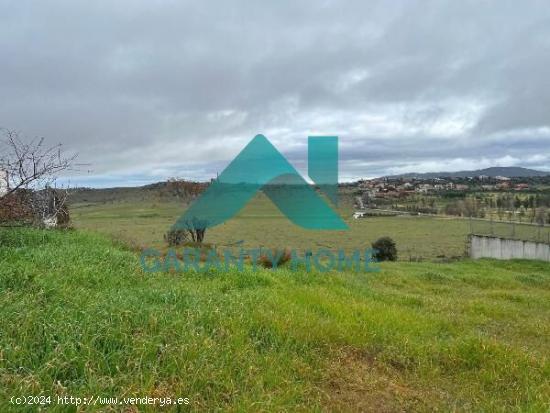 SE VENDE TERRENO URBANIZABLE EN EL CERES GOLF - CACERES