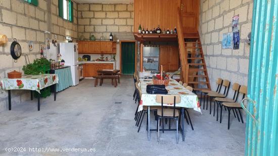 FINCA RUSTICA PARA CULTIVO CON SALON Y ESTANQUE, PORIS DE ABONA - SANTA CRUZ DE TENERIFE