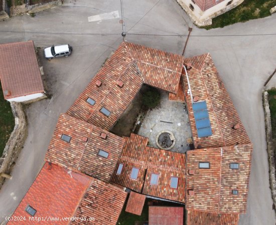 Edificio Viviendas en Venta en Revelillas Cantabria