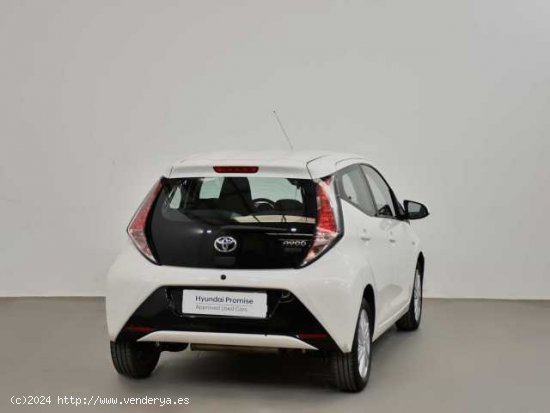 Toyota Aygo ( 1.0 VVT-i x-play )  - Jeréz de la Frontera