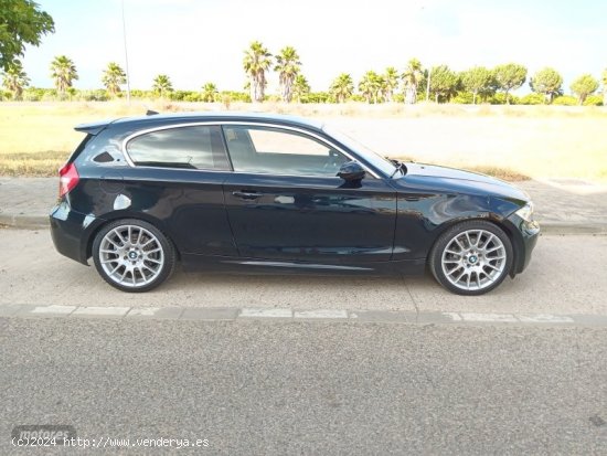 BMW Serie 1 120D de 2007 con 218.000 Km por 8.500 EUR. en Sevilla