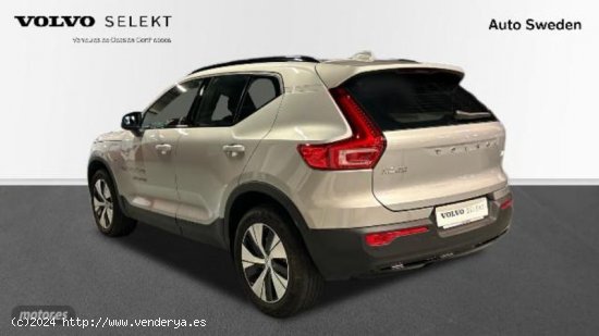 Volvo XC40 XC40 Recharge Plus, T4 plug-in hybrid, Electrico/Gasolina, Dark de 2023 con 6 Km por 40.9