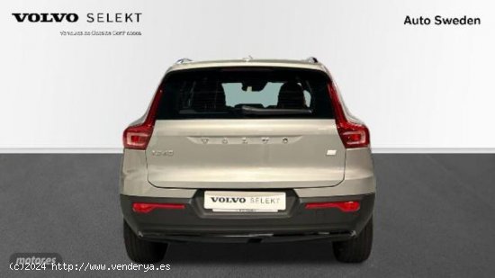 Volvo XC40 XC40 Recharge Plus, T4 plug-in hybrid, Electrico/Gasolina, Dark de 2023 con 6 Km por 40.9