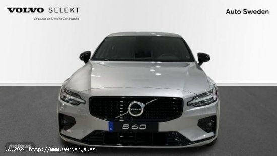 Volvo S60 S60 Plus, B4 (gasolina), Gasolina, Dark de 2023 con 1.023 Km por 42.900 EUR. en Valencia