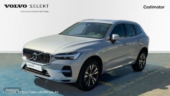 Volvo XC 60 XC60 Recharge Core, T6 plug-in hybrid eAWD, Electrico/Gasolina, Bright de 2023 con 140 K