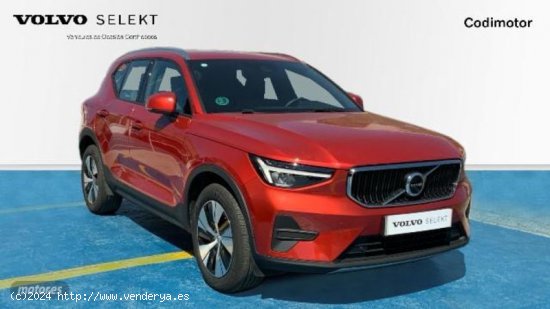 Volvo XC40 XC40 Core, T2 automatico, Gasolina de 2023 con 28.050 Km por 33.990 EUR. en Sevilla