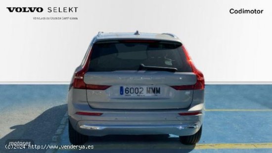 Volvo XC 60 XC60 Recharge Core, T6 plug-in hybrid eAWD, Electrico/Gasolina, Bright de 2023 con 140 K